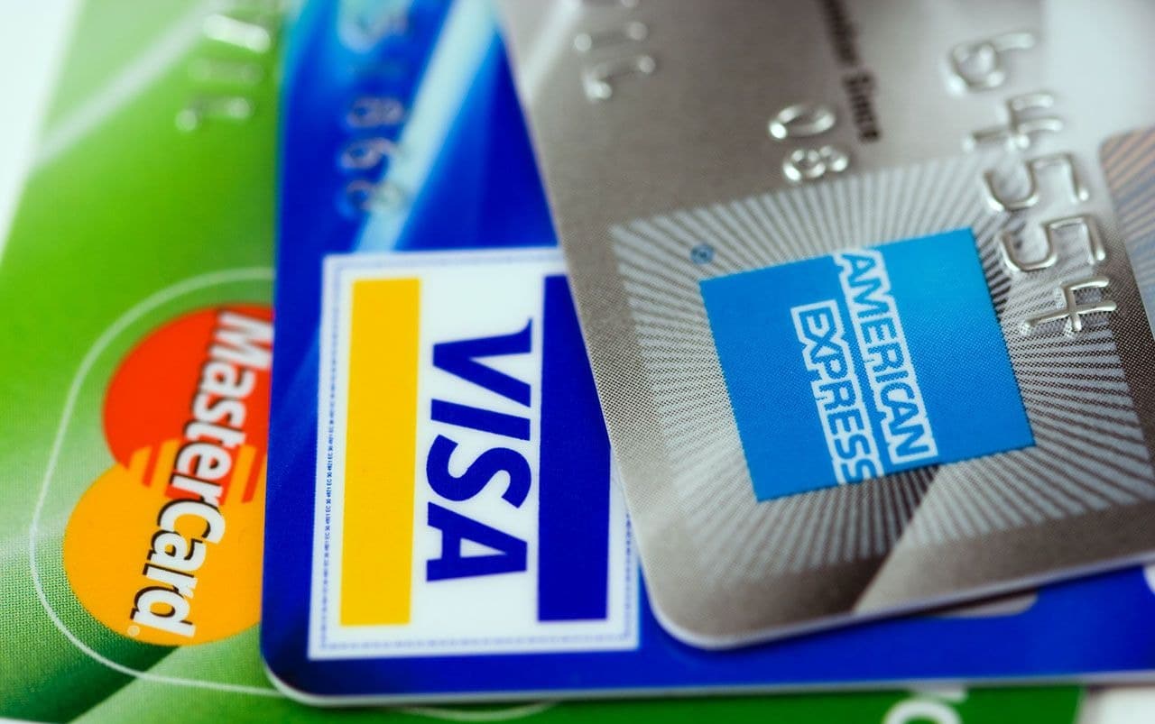 How to Help Your Credit Score and Avoid Bad Credit